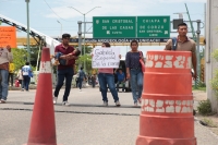 20230629. Tuxtla Continuan las protestas en el tramoo carretero Tuxtla- San CritÃ³bal de las Casas por los familiares de los 16 secuestrados de la SSyPC
