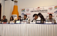 Lunes 27 de agosto del 2012. Tuxtla Gutiérrez, Chiapas. Daniel Gaitán presenta esta mañana el próximo concierto del grupo Sentidos Opuestos en esta ciudad.