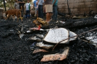 Sábado 30 de abril. La explosión de un tanque de gas ocasionó pérdidas materiales en una casa ubicada en las cercanías de la colonia Chiapas Solidario la tarde de este sábado.