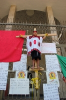 Domingo 18 de marzo del 2012. Se crucifica la Cocyp. Foto/Mario Mtz. (baja resolución).
