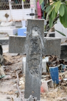 Jueves 1 de noviembre del 2012. Tuxtla Gutiérrez, Chiapas. Los panteones y sus tumbas presentan un reflejo cabal de la personalidad de los pueblos que los alberga, las historias de sus gentes y su paso por su devenir esta presente en cada uno de sus entie