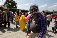 Lunes 2 de febrero del 2014. Villa de Acala. Las calles y avenidas de esta comunidad ribereña se llena de danzantes quienes realizan representaciones de personajes populares durante las celebraciones de los festejos de la Candelaria.