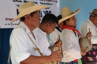 Lunes 21 de noviembre del 2016.Tuxtla Gutiérrez. Los músicos zoques se reúnen en Tuxtla para celebrar y homenajear a los maestros y custodios junto con acompañantes de El Costumbre durante las celebraciones de Santa Cecilia.