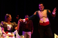 Domingo 2 de octubre del 2016. Tuxtla Gutiérrez. Sin difusión alguna se lleva a cabo: Cuéntame una Ópera! El Elixir del Amor de Donizetti presentado por el IBMA y la Secretaría de Cultura esta noche en el Teatro de la Ciudad Emilio Rabasa.
