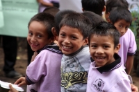 Martes 8 de julio del 2014. Villaflores. Día del árbol mexicano. Los niños del ejido El Portillo celebran este día el día del árbol en un recorrido por el vivero donde se reproduce y reforesta el rio Guaymas con árboles de Sabino o Ahuehuete, también cono