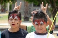Lunes 28 de abril del 2014. Tuxtla Gutiérrez. Los niños especiales de Aldeas Infantiles SOS de Chiapas celebran este medio día, el Día del Niño con piñatas y regalos sorpresa.