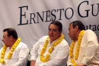 Jueves 5 de enero. Ex dirigentes Perredistas apuestan por Ernesto Villanueva.