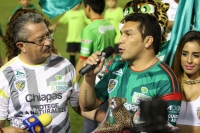 Sábado 9 de agosto del 2014. Tuxtla Gutiérrez. El homenaje a Salvador Cabañas en el estadio Zoque. Sábado 9 de agosto del 2014. Tuxtla Gutiérrez. El homenaje a Salvador Cabañas en el estadio Zoque.