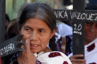 Martes 22 de diciembre del 2015. San Pedro Chenalho. Los sobrevivientes de la masacre de 45 indígenas en la comunidad Acteal en 1997, conmemoran esta mañana los 18 años de ocurrido este hecho con jornadas de ayuno y oración en esta localidad de la región 