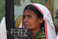 Martes 22 de diciembre del 2015. San Pedro Chenalho. Los sobrevivientes de la masacre de 45 indígenas en la comunidad Acteal en 1997, conmemoran esta mañana los 18 años de ocurrido este hecho con jornadas de ayuno y oración en esta localidad de la región 