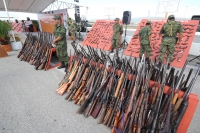 Lunes 21 de noviembre. Destruyen armamento civil en programa de la SEDENA en Chiapas.