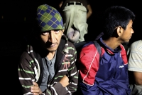 Miércoles 6 de agosto del 2014. Arriaga. Cientos de centroamericanos suben esta madrugada a los vagones del tren para continuar en la “ruta férrea” del migrante hacia la próxima estación en Oaxaca donde continuaran intentando llegar a la frontera norte.