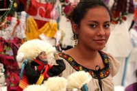 Lunes 29 de diciembre del 2014. Chiapa de Corzo. La comunidad de la ribera del rio Grijalva en la depresión central del estado de Chiapas, se prepara para las festividades del mes de enero donde las artesanías y el folclor chiapacorceño son fundamentales 