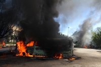 Martes 20 de diciembre del 2016. Tuxtla Gutiérrez. Varios vehículos fueron incendiados esta mañana durante el atentado a las instalaciones de la Secretaria de Educación de Chiapas sin que a la hora se tengan informes de quien ocasionara el siniestro.