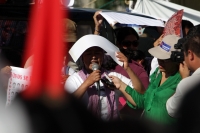 Domingo 16 de noviembre del 2014. Tuxtla Gutiérrez, Estudiantes y organizaciones sociales acompañan a la brigada Daniel SolÃs Gallardo de padres de familia de los desaparecidos y estudiantes de Ayotzinapa durante la marcha y mitin polÃtico en la capital d Domingo 16 de noviembre del 2014. Tuxtla Gutiérrez, Estudiantes y organizaciones sociales acompañan a la brigada Daniel SolÃs Gallardo de padres de familia de los desaparecidos y estudiantes de Ayotzinapa durante la marcha y mitin polÃtico en la capital d