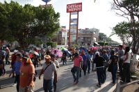 Domingo 19 de junio del 2016. Tuxtla Gutiérrez. Organizaciones sociales y educativas marchan esta tarde en la capital del estado de Chiapas en apoyo a las comunidades que se enfrentan a la Policía Federal en el estado de Oaxaca.