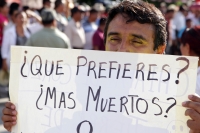 Domingo 19 de junio del 2016. Tuxtla Gutiérrez. Organizaciones sociales y educativas marchan esta tarde en la capital del estado de Chiapas en apoyo a las comunidades que se enfrentan a la PolicÃa Federal en el estado de Oaxaca. Domingo 19 de junio del 2016. Tuxtla Gutiérrez. Organizaciones sociales y educativas marchan esta tarde en la capital del estado de Chiapas en apoyo a las comunidades que se enfrentan a la PolicÃa Federal en el estado de Oaxaca.