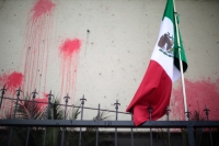 20231117. Tuxtla. Las huellas de las protestas normalistas en el edificio de la Administración de Chiapas