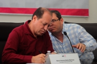 Viernes 6 de abril del 2018. Tuxtla Gutiérrez. Marco Antonio Baños MartÃÂnez, consejero electoral del INE y Oswaldo Chacón Rojas, consejero presidente del Instituto de Elecciones y Participación Ciudadana durante la conferencia Elecciones 2018, Análi Viernes 6 de abril del 2018. Tuxtla Gutiérrez. Marco Antonio Baños MartÃÂnez, consejero electoral del INE y Oswaldo Chacón Rojas, consejero presidente del Instituto de Elecciones y Participación Ciudadana durante la conferencia Elecciones 2018, Análi