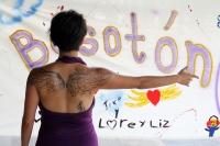 Sábado 19 de septiembre del 2015. Tuxtla Gutiérrez. La comunidad LGBTI se reúne esta tarde en la plaza central de la capital del estado de Chiapas donde se manifiestan por cuarta ocasión en el Besoton 2015 exigiendo igualdad de derechos todas las personas