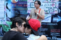 Sábado 21 de septiembre del 2013. Tuxtla Gutiérrez.  El movimiento lésbico realiza esta mañana el segundo Besotón con un llamada al respeto a los derechos sexuales y a la unión de personas de un mismo sexo, haciendo un llamado a las autoridades a respetar