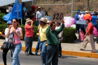 Martes 10 de abril del 2018. Tuxtla Gutiérrez. El movimiento magisterial en su segundo dí­a de huelga toma la caseta de la autopista a San Cristóbal de las Casas cobrando 20 pesos ««la pasada»»