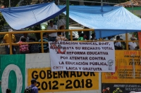 Miércoles 18 de septiembre del 2013. Tuxtla Gutiérrez. Continúan las protestas magisteriales en la capital de Chiapas en donde esta mañana se realizan bloqueos en las entradas de la ciudad.