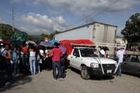 Miércoles 5 de noviembre del 2014. Tuxtla Gutiérrez, Aspectos de los bloqueos y manifestaciones de estudiantes y maestros realizadas en apoyo a los desaparecidos de Ayotzinapa. Miércoles 5 de noviembre del 2014. Tuxtla Gutiérrez, Aspectos de los bloqueos y manifestaciones de estudiantes y maestros realizadas en apoyo a los desaparecidos de Ayotzinapa.