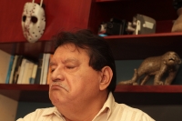 Martes 16 de julio del 2019. Tuxtla Gutiérrez. El Notario Público Horacio Culebro Borrayas en conferencia de prensa afirma que no pedirá disculpas al ex gobernador Sabines a pesar de la orden del  Juzgado Cuarto de lo Civil
