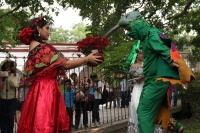Domingo 26 de junio del 2016. Chiapa de Corzo. La Danza del Colibrí o Burrioncito. Esta danza de origen prehispánico es representada por jóvenes chiapacorceños en la víspera de la celebración de San Pedro en esta rivereña ciudad colonial. Los danzantes re