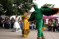 Domingo 26 de junio del 2016. Chiapa de Corzo. La Danza del Colibrí o Burrioncito. Esta danza de origen prehispánico es representada por jóvenes chiapacorceños en la víspera de la celebración de San Pedro en esta rivereña ciudad colonial. Los danzantes re
