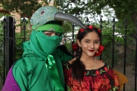 Domingo 26 de junio del 2016. Chiapa de Corzo. La Danza del Colibrí o Burrioncito. Esta danza de origen prehispánico es representada por jóvenes chiapacorceños en la víspera de la celebración de San Pedro en esta rivereña ciudad colonial. Los danzantes re