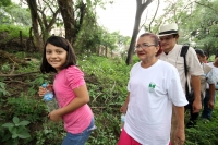 Viernes 8 de noviembre del 2013. Chiapa de Corzo. Pobladores de la Ribera Cahuare se manifiestan esta mañana para anunciar las medidas de protesta que realizaran en las siguientes semanas para exigir la intervención estatal para controlar la contaminación