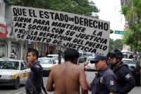 Lunes 28 de octubre del 2019. Tuxtla Gutiérrez. Un chiapacorceño protesta en la ciudad. Lunes 28 de octubre del 2019. Tuxtla Gutiérrez. Un chiapacorceño protesta en la ciudad.