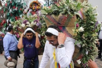 Lunes 30 de enero del 2017. Tuxtla Gutiérrez. La Virgen de Candelaria. La comunidad Zoque se reúne desde la madrugada para iniciar el recorrido de las tres Vírgenes de Copoya las cuales recorren bailando y gritando vivas acompañados de los sones tradicion