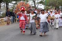Lunes 30 de enero del 2017. Tuxtla Gutiérrez. La Virgen de Candelaria. La comunidad Zoque se reúne desde la madrugada para iniciar el recorrido de las tres Vírgenes de Copoya las cuales recorren bailando y gritando vivas acompañados de los sones tradicion