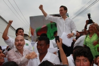Domingo 20 de mayo del 2012. Tuxtla Gutiérrez, Chiapas. Manuel el Güero Velasco Coello durante su registro como candidato para la gubernatura de Chiapas.