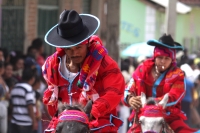Lunes 19 de enero del 2014. Venustiano Carranza. Los indígenas tsotsiles de La Antigua San Bartolome de los Llanos (Venustiano Carranza) recorren en procesión las calles principales de esta comunidad de la depresión central de Chiapas para posteriormente 