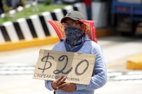 Sábado 16 de julio de 016. Tuxtla Gutiérrez. El movimiento magisterial durante la manifestación en la caseta de cobro de la autopista Tuxtla Gutiérrez-San Cristóbal de las Casas.