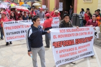 Domingo 15 de septiembre del 2013. San Cristóbal de las Casas. Aspectos de la marcha  de Solidaridad con la lucha del magisterio chiapaneco por parte de las familias y agrupaciones coletas.