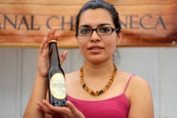 Martes 12 de mayo del 2015. Tuxtla Gutiérrez. La cerveza artesanal Tzotzil, es uno de los productos ofertados con mayor demanda durante la Feria de Negocios que la CANIRAC en Chiapas realiza esta mañana.