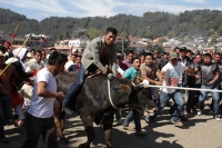 Miércoles 10 de febrero del 2016. San Juan Chamula. La ceremonia del Kinta Jimultik o Fuego Nuevo es la celebración que los indígenas tsotsiles realizan al inicio de la cuaresma donde los rituales costumbristas asombran a los visitantes de esta localidad 