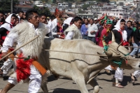 Miércoles 10 de febrero del 2016. San Juan Chamula. La ceremonia del Kinta Jimultik o Fuego Nuevo es la celebración que los indígenas tsotsiles realizan al inicio de la cuaresma donde los rituales costumbristas asombran a los visitantes de esta localidad 