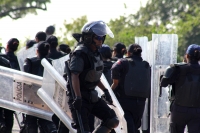 Viernes 21 de octubre del 2016. Tuxtla Gutiérrez. La presencia policiaca es una constante en la caseta de cobro cuando las manifestaciones sociales intentan acercarse a la capital del estado donde intentan exigir a la administración estatal el cumplimient