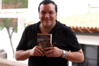 Jueves 23 de junio del 2016. Tuxtla Gutiérrez. Desearía que estuviera en casa, presentación del libro de Rodrigo Yescas Núñez.