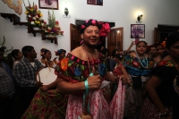 Sábado 14 de enero del 2017. Chiapa de Corzo. Las Chuntá son personajes vestidos a la usanza de las mujeres indígenas de la de presión central de Chiapas quienes recorren las calles de esta colonial ciudad de la ribera del rio Grijalva gritando vivas y ba
