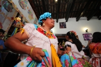 Sábado 14 de enero del 2017. Chiapa de Corzo. Las Chuntá son personajes vestidos a la usanza de las mujeres indígenas de la de presión central de Chiapas quienes recorren las calles de esta colonial ciudad de la ribera del rio Grijalva gritando vivas y ba