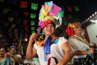 Sábado 14 de enero del 2017. Chiapa de Corzo. Las Chuntá son personajes vestidos a la usanza de las mujeres indígenas de la de presión central de Chiapas quienes recorren las calles de esta colonial ciudad de la ribera del rio Grijalva gritando vivas y ba