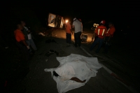 Un autobús de enfermos diabéticos y sus familiares se accidenta en el km 145 de la carretera Tuxtla Gutiérrez-Las Choapas. Al momento se reportan 6 personas fallecidas en el lugar y un número indeterminados de heridos trasladados a Tuxtla.