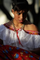 Domingo 10 de diciembre del 2016. Chiapa de Corzo. El grupo de estudiantes y maestros del CONALEP-Chiapa de Corzo, realiza el tradicional recorrido de Chuntaes por las principales calles y ermitas de esta colonial ciudad de la ribera del Rio Grijalva.